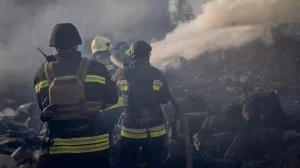 В Николаеве взрывами повреждена ТЭЦ. Разрушена полностью генерация электроэнергии, поэтому она не подлежит восстановлению в ближайшее время
