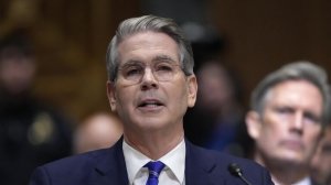 США и Украина достигли соглашения по ископаемым, заявил Бессент