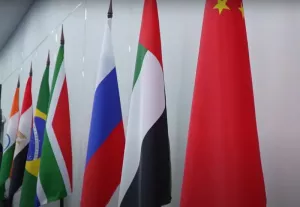 Не устраивают условия западной поддержки: в Пакистане решили повысить свою независимость от МВФ при помощи БРИКС