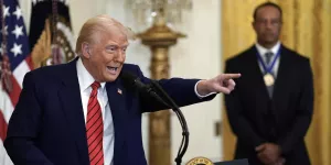 «США вмешиваются в дела нашей страны»: японцы устали от претензий Трампа. Он раскритиковал американо-японский договор по безопасности: Вашингтон - защитник островов, а Токио «никому ничего не должен»
