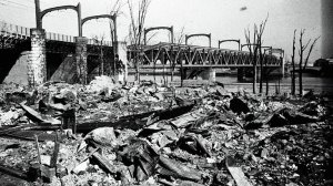 Выживший в бомбардировке Токио 1945 года вспоминает страшные картины