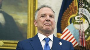 Спецпосланник Трампа планирует посетить Москву, пишут СМИ
