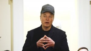 Маск заявил об украинском следе в кибератаке на соцсеть Х