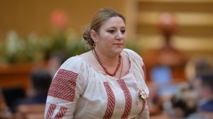 Лидер оппозиционной партии "S.O.S. Румыния" Шошоакэ написала письмо Путину
