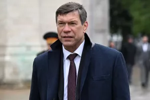 Безопасней, чем в Анапе. Царёв рассказал об отдыхе в Крыму