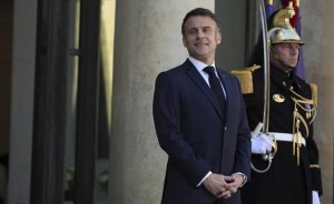 Ушлый Макрон: Франция, обманув немцев, стала главным торговым партнером "агрессивной" России