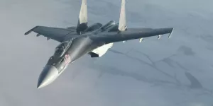 Российские военно-воздушные силы блестяще показали себя в украинском конфликте и получили заказы на 10 миллиардов долларов. Китайский рынок истребителей J-10 и J-35 под угрозой