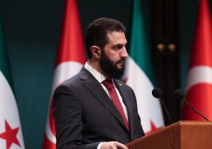 Новые власти Сирии обратились к России по поводу Асада