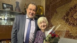 В Ташкенте блокаднице из Ленинграда вручили медаль к 80-летию Победы