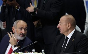 Баку и Ереван не хотят жить в мире без России. Алиев и Пашинян собираются приехать на 9 мая в Москву с совместным подарком