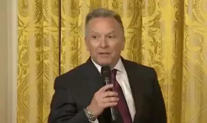"Транслирует российские нарративы": Киев потребовал отстранить Уиткоффа от переговоров по Украине
