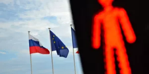 "Подарки для Путина". В ЕС возмутились планами США снять санкции с России после соглашения о прекращении огня по энергообъектам. Как Европа может сделать российской экономике больно