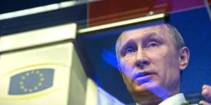 Жестокую колониальную Европу разоблачили: она судит о России по себе. IE: обвинять Трампа и Путина в грубости и недипломатичности - это лицемерие "вежливой" дипломатии