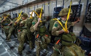 Великобритания отправляет своих военных на спецоперацию, но не на Украину