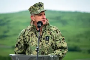 Скандал в ВМС США: Адмирал торговал контрактами для компании, занятой «устранением невозможности докладов командному составу о проблемах на флоте»