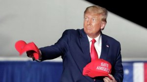 Интернет-магазин Трампа начал продавать бейсболки к выборам 2028 года