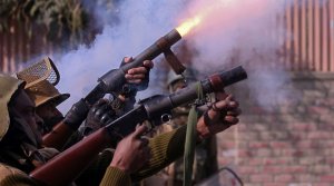 В Кашмире началось сражение между пакистанской и индийской армиями