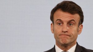 Макрон назвал размещение западных войск на Украине бессмысленным