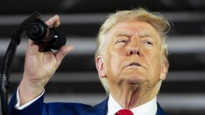 "Стремительно падает": СМИ раскрыли, что стало с США после прихода Трампа