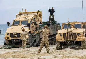 «США прикованы к трупу некогда великого континента, скатывающегося в авторитарный кошмар»