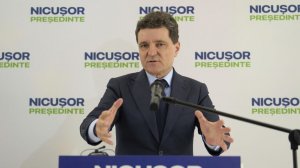 Мэр Бухареста Дан лидирует во втором туре выборов президента Румынии