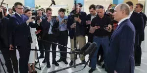 Трампу начхать на мнение Европы об Украине: отношения с Россией важнее. Путин продемонстрировал свою незаменимость в установлении прочного мира Трампу, согласному с лидером супердержавы, а не ЕС