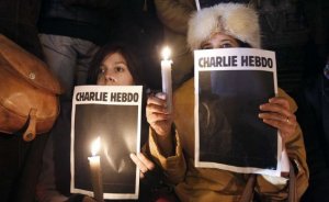 Charlie Hebdo подал иск в суд из-за «российской пропаганды» против Зеленского