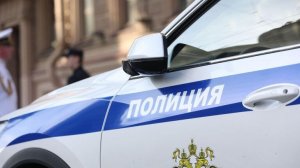 В Петербурге подростка обвинили в терроризме за поджог машины у здания ФСБ