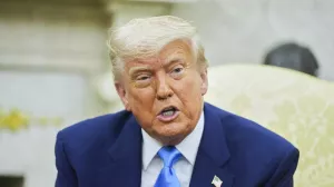 Трамп искусственно форсирует экономический обвал, призывая отменить потолок госдолга «во избежание экономической катастрофы» на фоне растущей вероятности дефолта в США.
