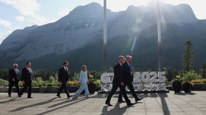 Трамп обвинил Макрона во лжи о причине его отъезда с саммита G7