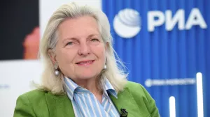 Экс-глава МИД Австрии Кнайсль назвала санкции Канады против нее смешными
