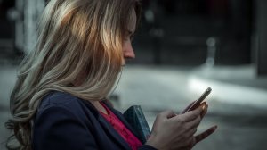Закон о нацмессенджере не предполагает запрета иностранных, заявил депутат