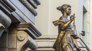 Земельный ребус: ВС разрешил менять назначение частных участков при новых генпланах. Решение высшего судебного органа подтверждает приоритет развития территорий над интересами собственников