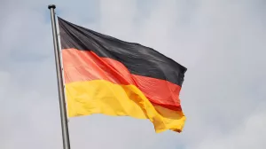 Бизнес в Германии объявил о планах сократить 37,7 тысячи человек