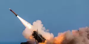 Киев в дикой панике. Решение США по оружию — важный сигнал России: приостановка поставок — стратегический успех Кремля