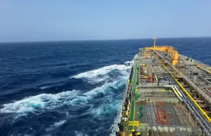 «Унижение короля»: Китай третий месяц подряд пренебрегает американской нефтью