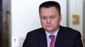 Краснов внес изменения в приказ о противодействии коррупции