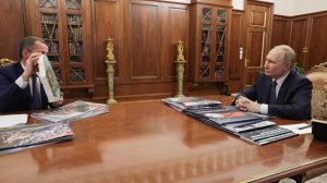 Художница рассказала, что почувствовала, когда Путин взял ее картину