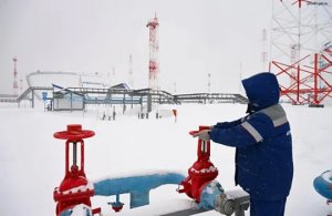 Тарифный удар по всем, как Вашингтон собирается карать покупателей российского газа