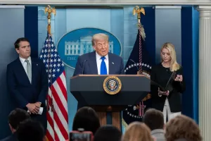 CNN: ультиматум Трампа даст России время для достижения целей