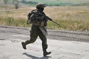 Российский военный представился солдатам ВСУ сослуживцем и взял их в плен