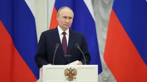 Экс-глава Пентагона Гейтс заявил, что Путин не дрогнул в конфликте на Украине