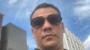 Актер из сериала "Слово пацана" отправился на СВО, сообщил источник
