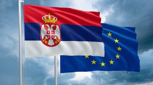 Министр по евроинтеграции Сербии: почти половина сербов против вступления в ЕС
