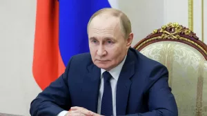 [Без Украины] «Решать будет Путин». В США необычно высказались о переговорах с Россией: «Украинская армия сломлена. НАТО раздроблена. Зеленский в панике». Приговор Украине вынесет Путин