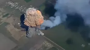 Российские ракетчики вычислили очередной HIMARS, уничтожив его и склад с боеприпасами