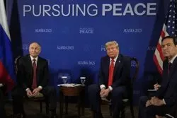 «Трамп молчал, а Путин говорил по-английски»: реакция западных СМИ на встречу на Аляске