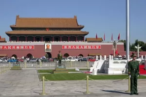 Белый император против Запада. Парад в Китае ударит по самолюбию США