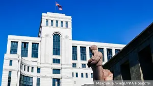 Сотрудница МИД Армении изменила родине с любовником из Азербайджана