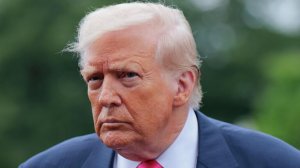 Трамп отказался от визита в Индию на саммит QUAD, пишут СМИ